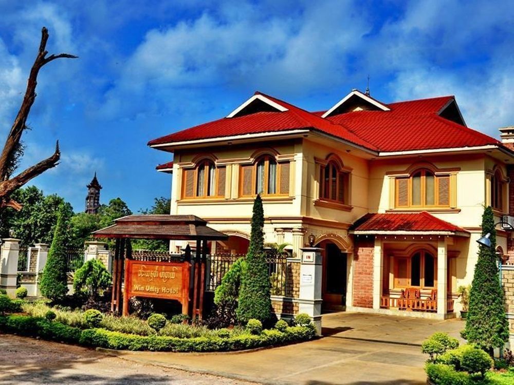 Win Unity Hotel Pyin Oo Lwin Buitenkant foto