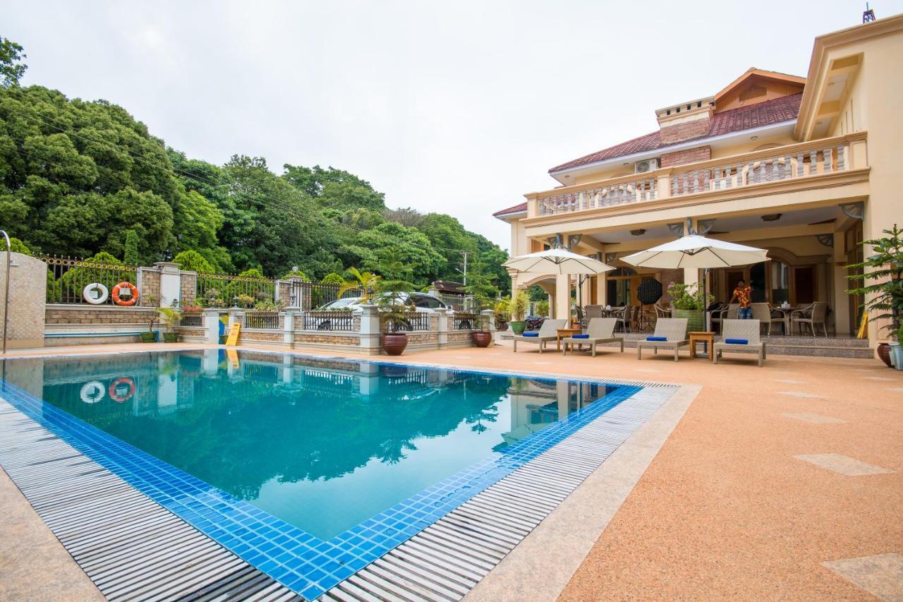 Win Unity Hotel Pyin Oo Lwin Buitenkant foto